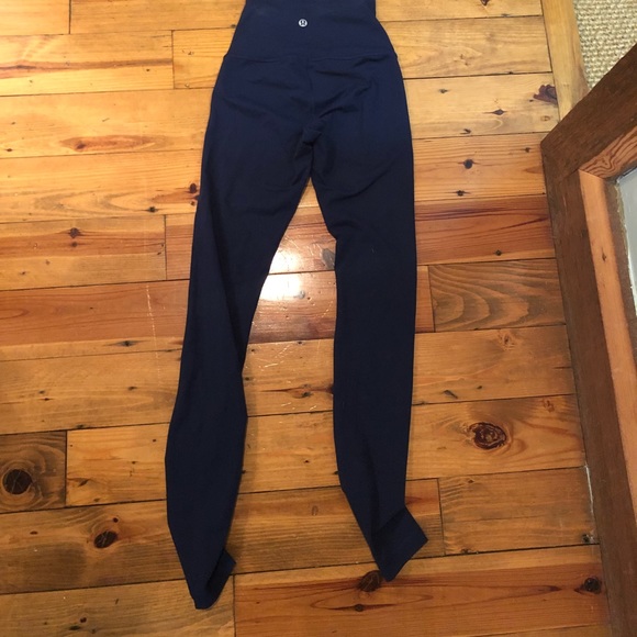 Navy Lululemon Leggings Full Length - Picture 3 of 5